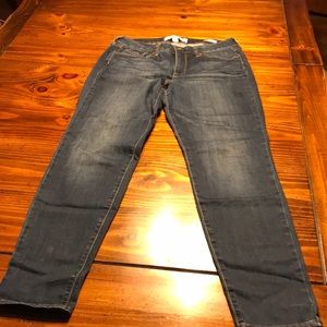 Women’s jeans